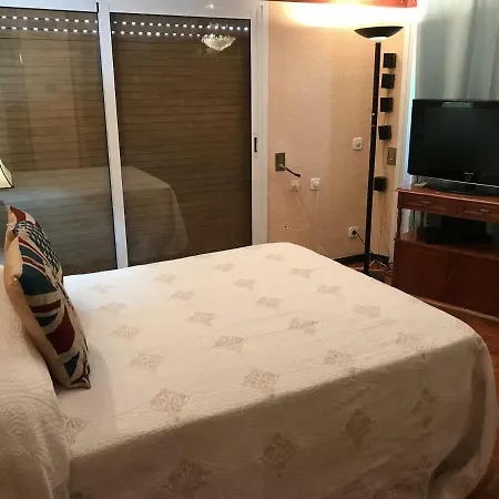 Habitación en casa particular Engel Alicante
