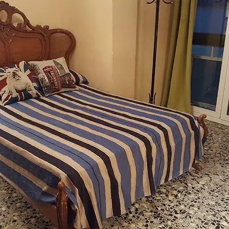 Habitación en casa particular Engel