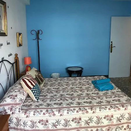 Habitación en casa particular Engel